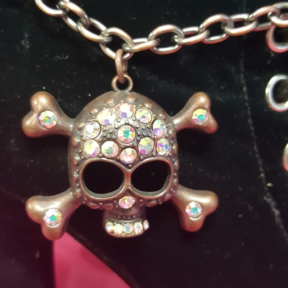 Rhinestone Studded Skull Boot Jewelry - Picture 4 of 10